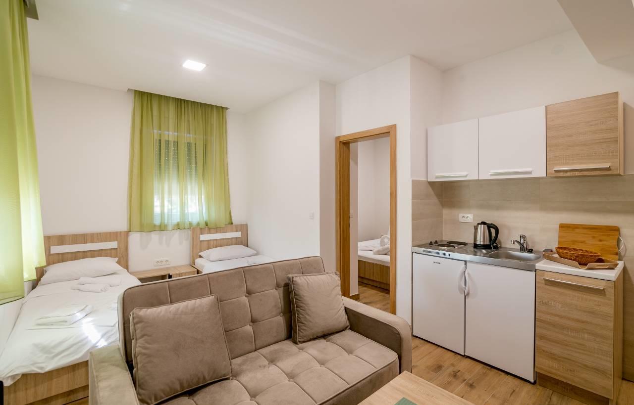 Apartmani Luka メリネ エクステリア 写真