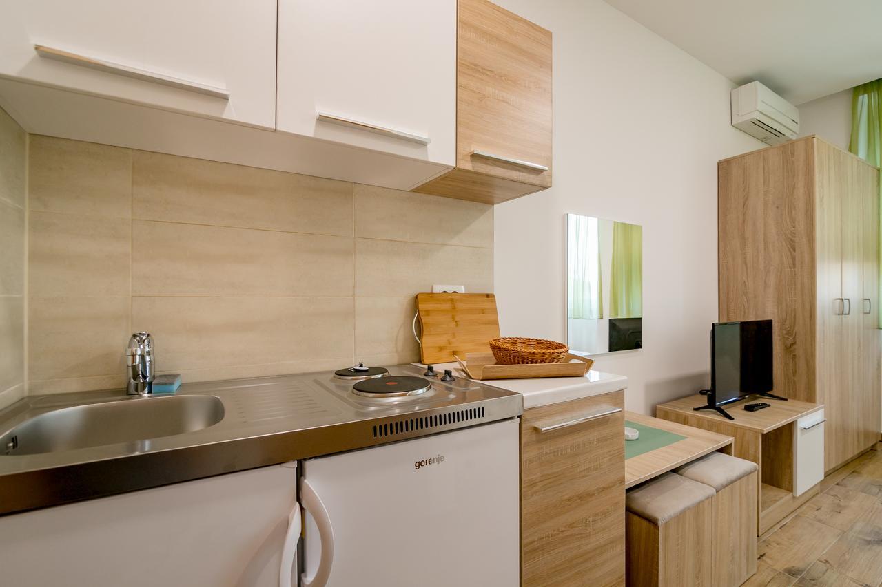 Apartmani Luka メリネ エクステリア 写真